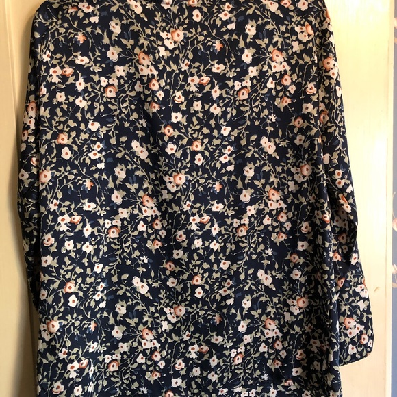 Zara Navy Floral long sleeved blouse - Picture 4 of 4